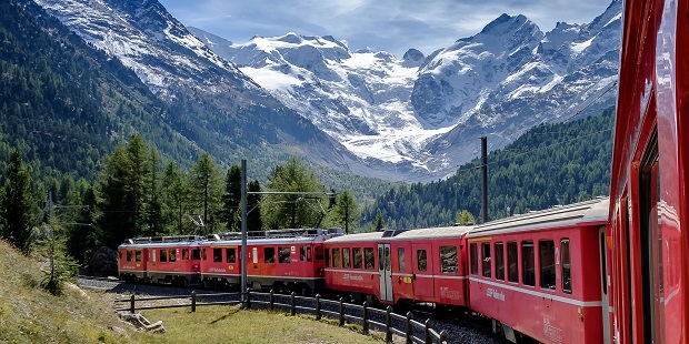 EN IMAGES. Voici le train de passagers le plus long du monde: 100