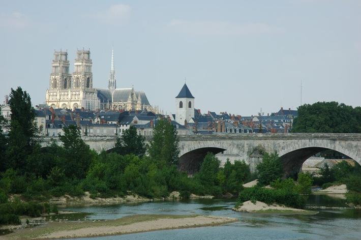 Aller à Orléans en bus