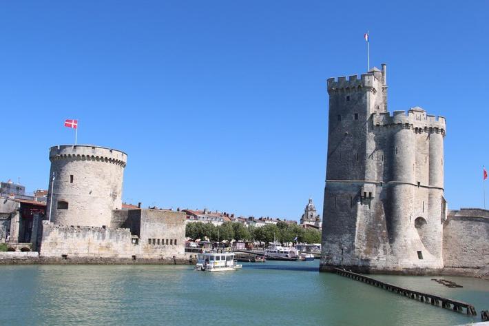 Aller à La Rochelle en bus