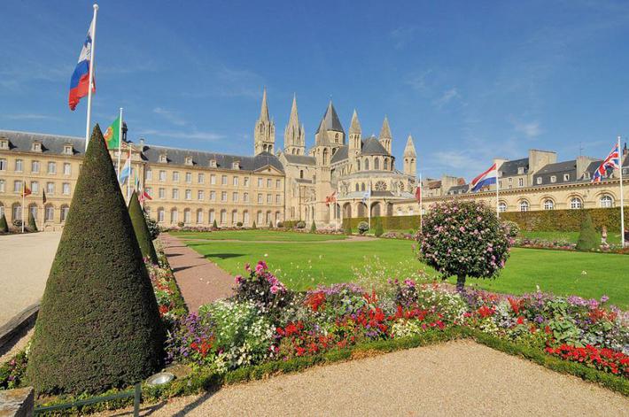 Aller à Caen en bus