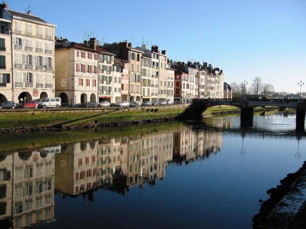 Aller à Bayonne en bus
